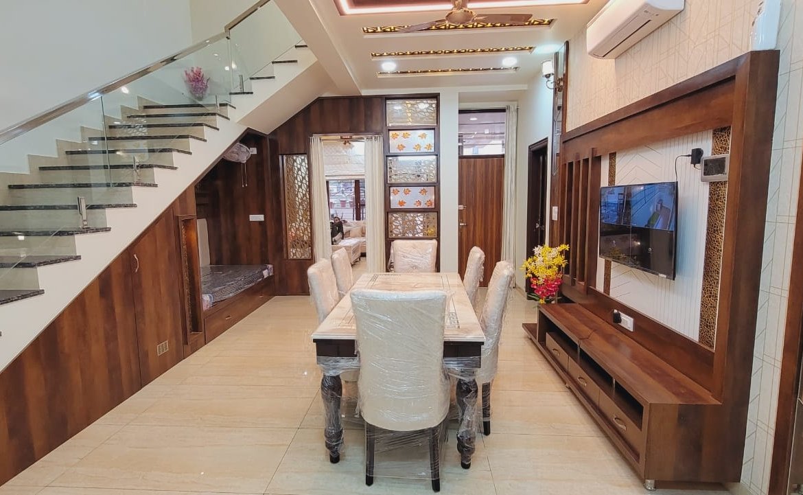Luxury 4 BHK Independent Villa For Rent