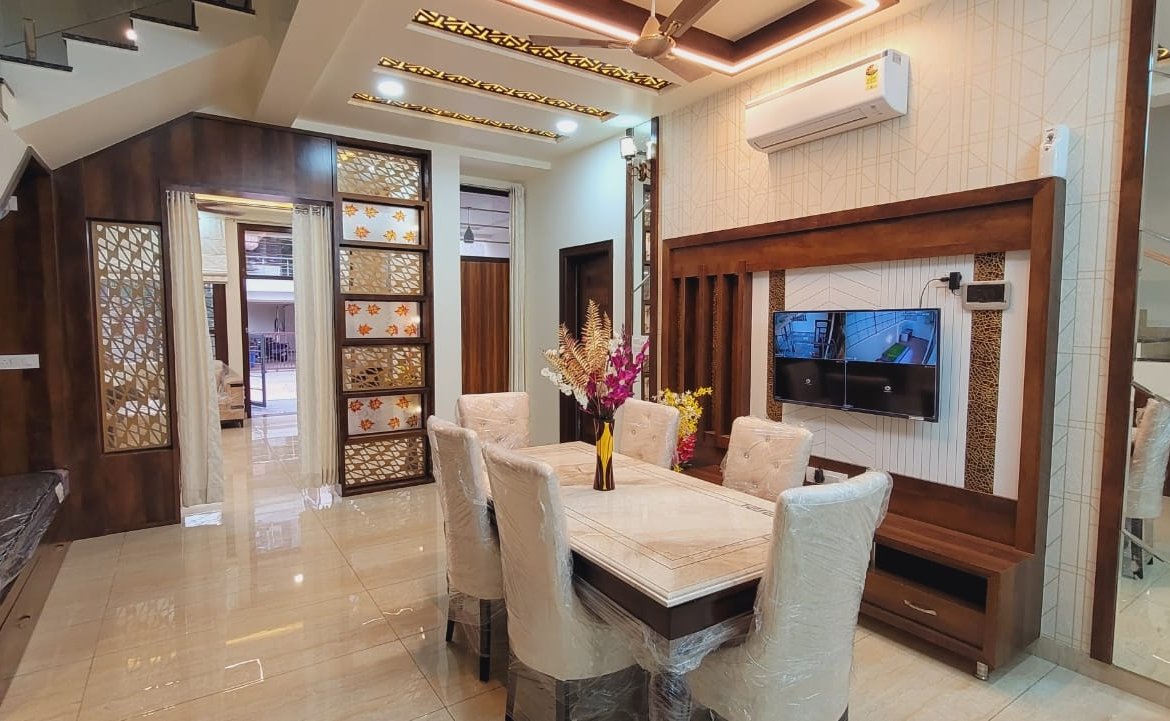 Luxury 4 BHK Independent Villa For Rent