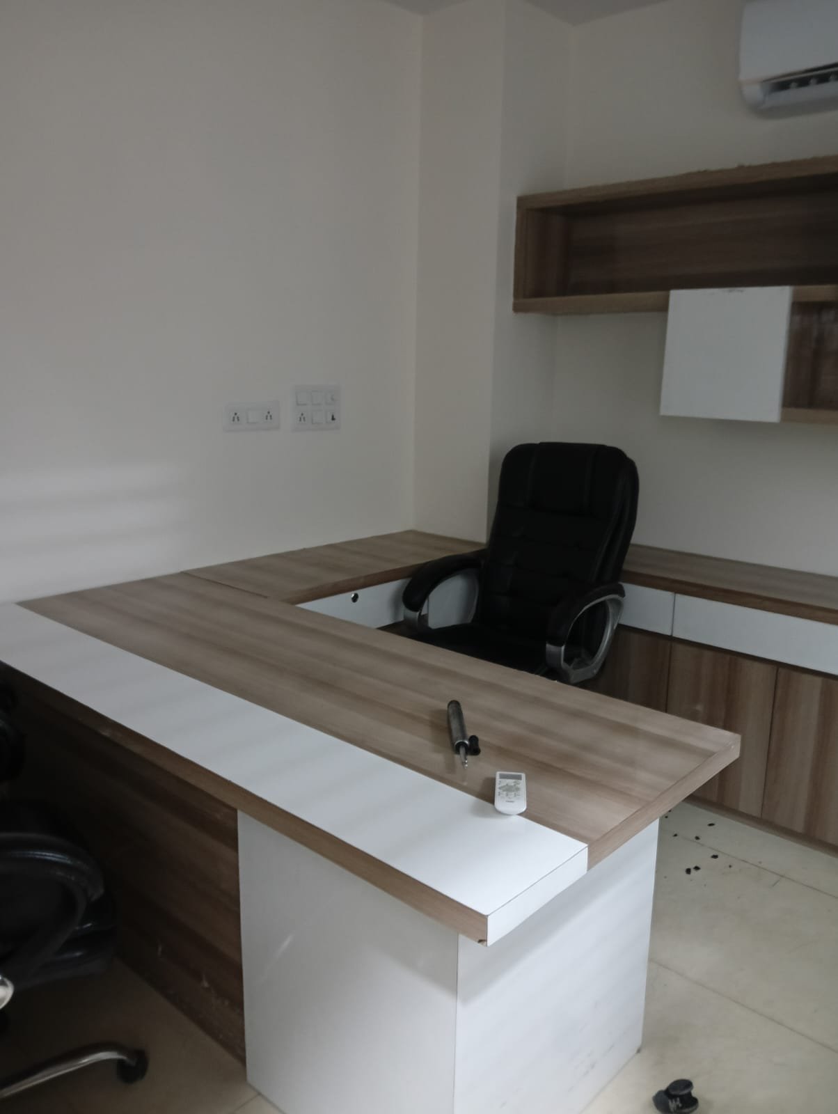 WhatsApp Image 2026-06-02 at 11.35.40 AM (1) Furnished Office for Rent