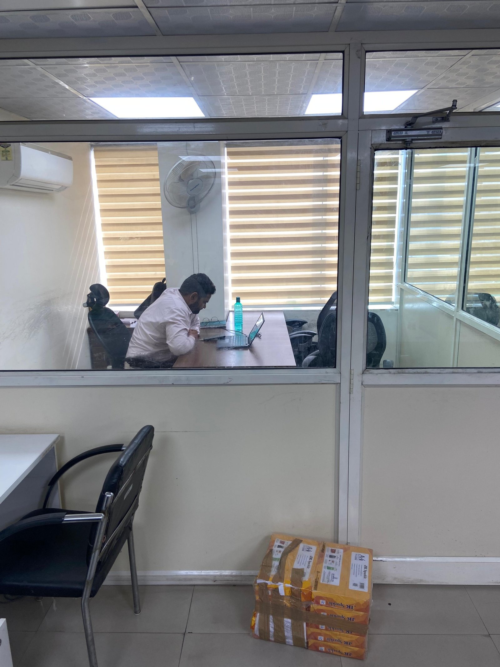 WhatsApp Image 2026-06-20 at 8.19.22 PM (2) – Copy Premium Furnished Office For Sale
