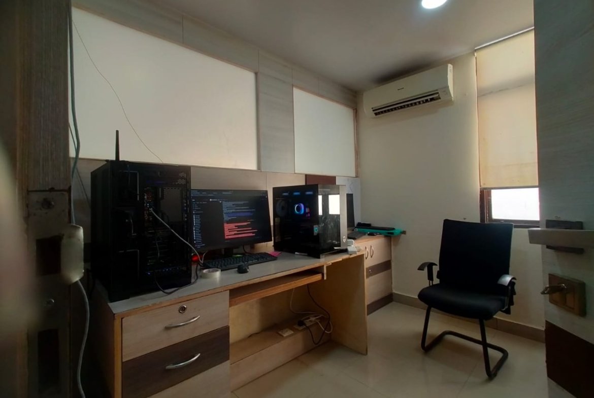 Spacious and Well-Maintained Furnished Office for Rent