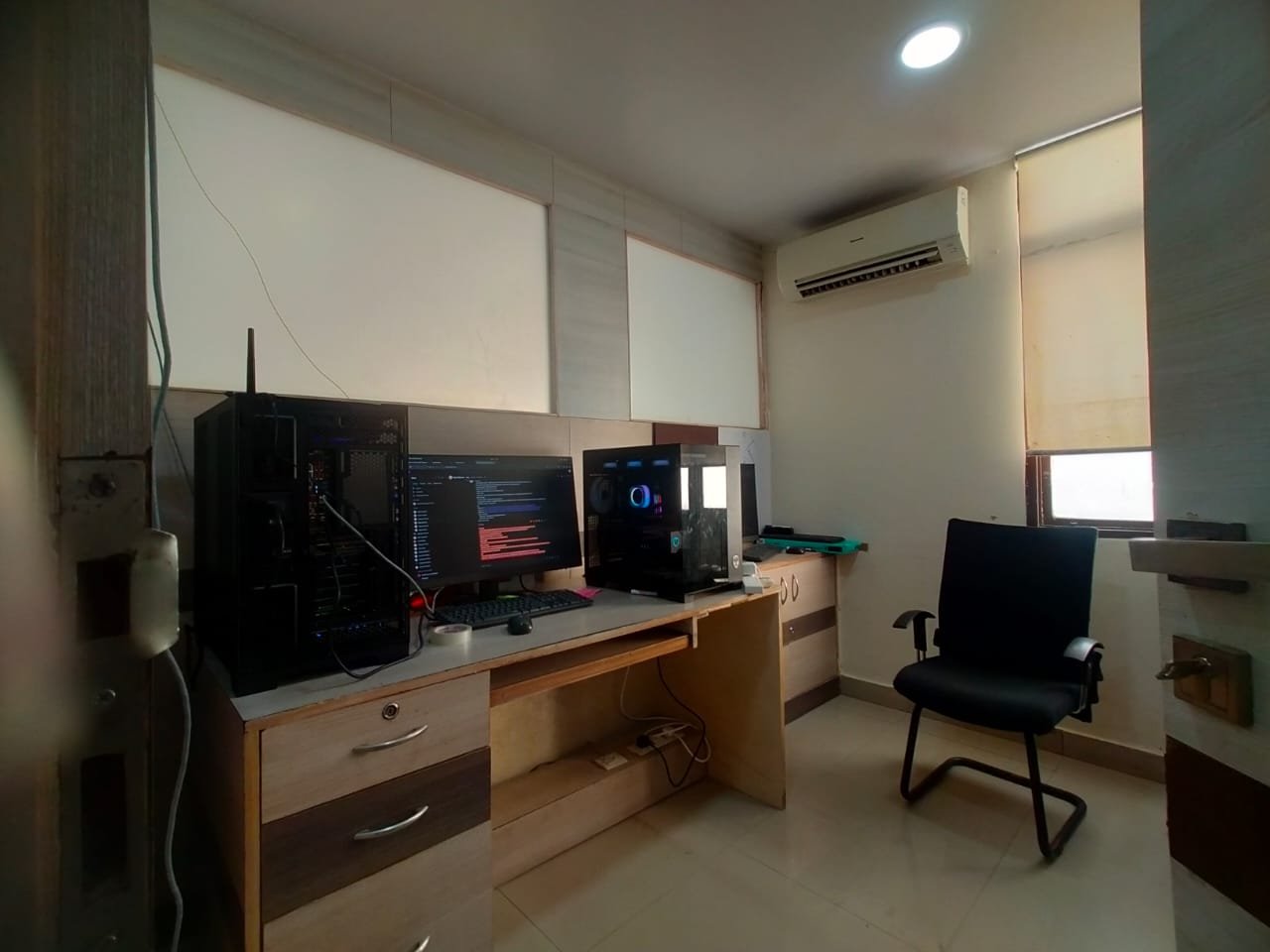 Spacious and Well-Maintained Furnished Office for Rent