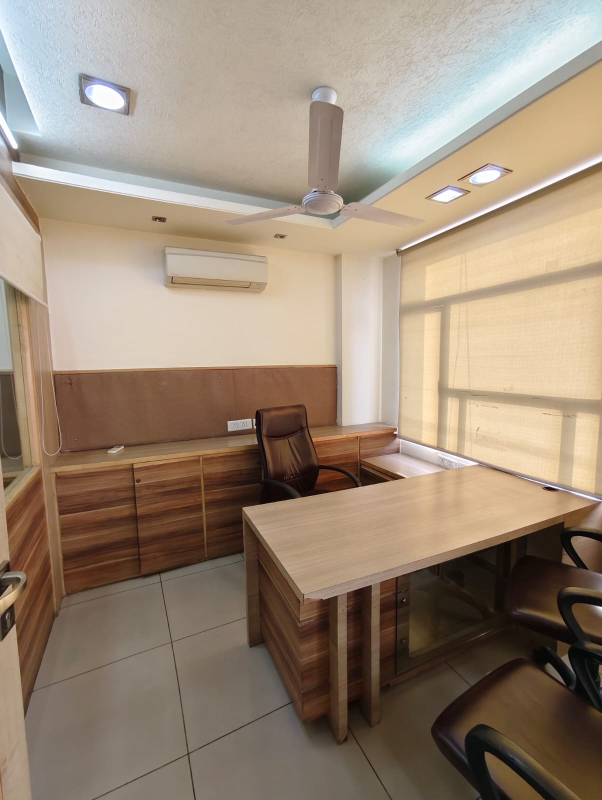 Luxury Furnished Office for Rent