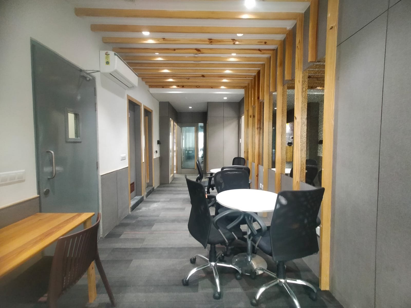 WhatsApp Image 2026-05-22 at 12.38.27 PM (1) – Copy – Copy Premium Furnished Office for Rent
