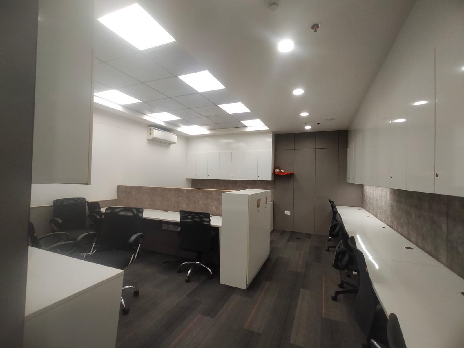 WhatsApp Image 2026-05-22 at 12.38.28 PM – Copy – Copy Premium Furnished Office for Rent