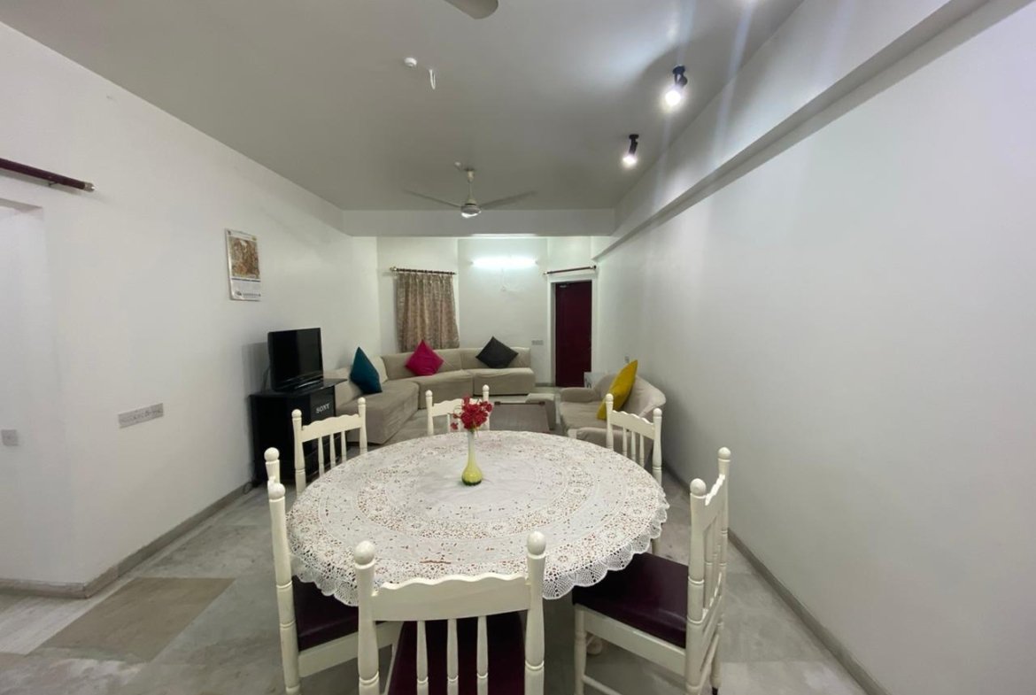 Spacious 3 BHK Furnished Flat for Rent