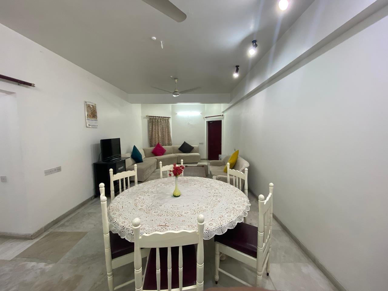 Spacious 3 BHK Furnished Flat for Rent