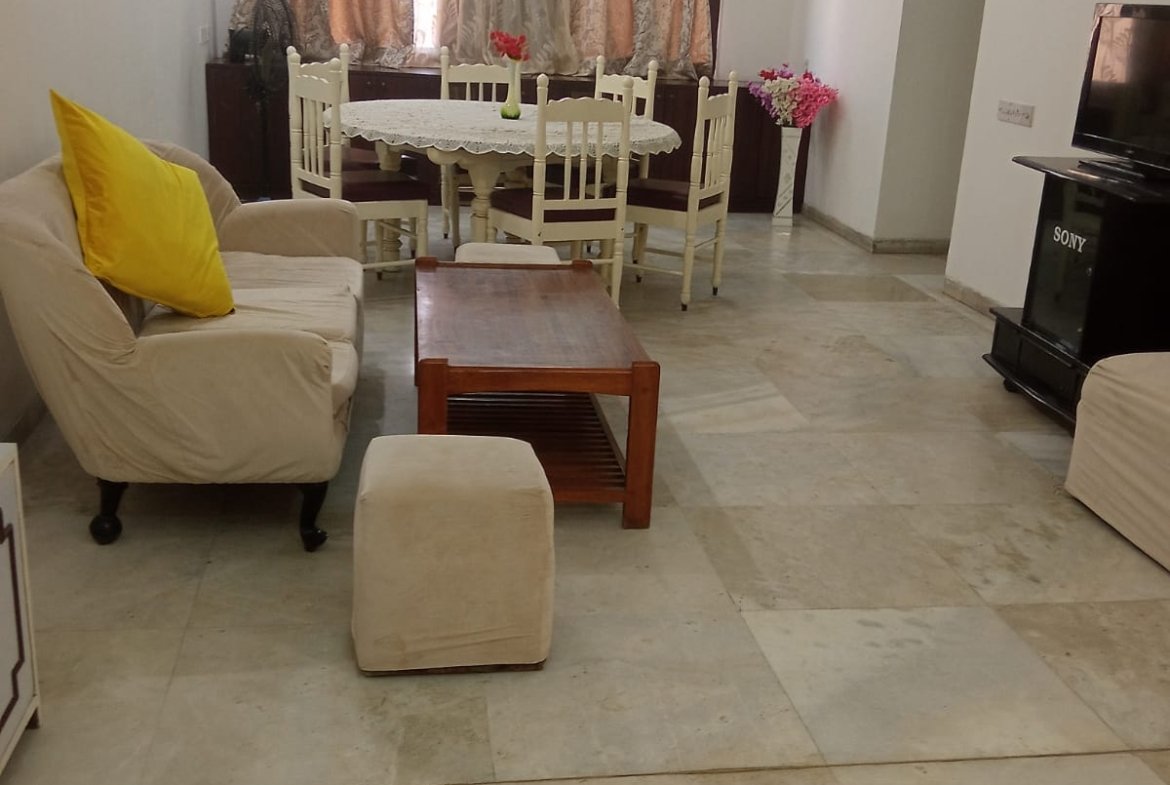 Spacious 3 BHK Furnished Flat for Rent