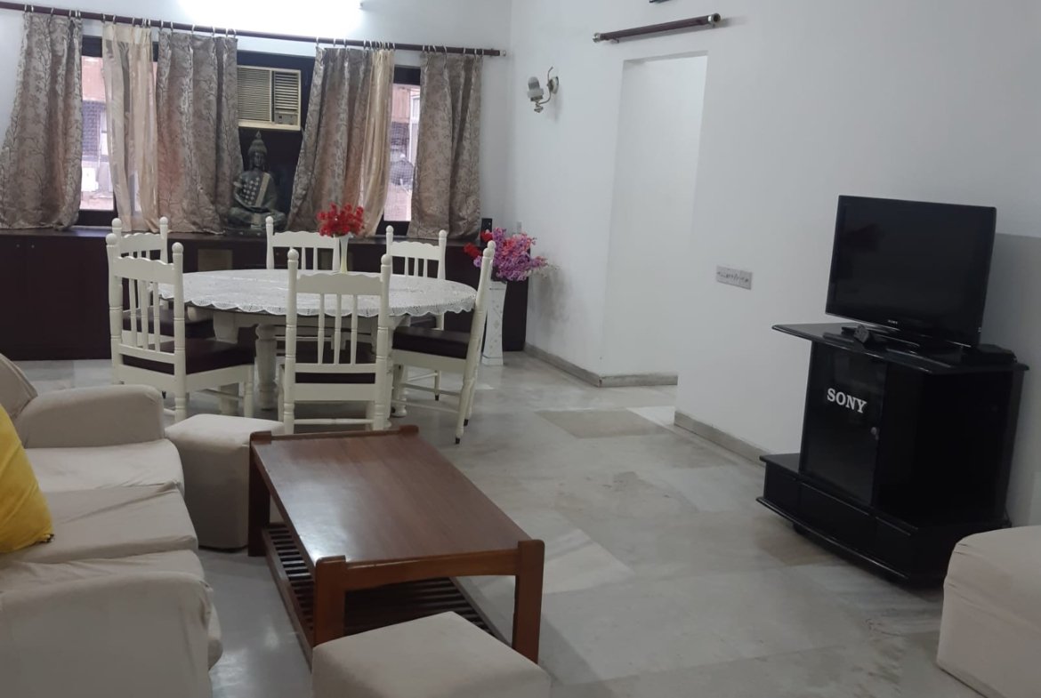 Spacious 3 BHK Furnished Flat for Rent