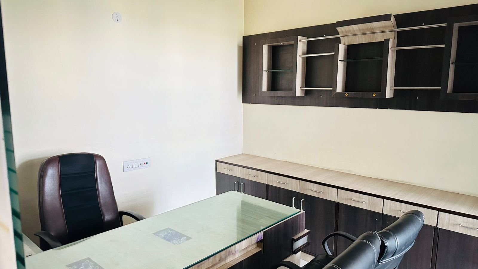 Spacious Furnished Office for Rent