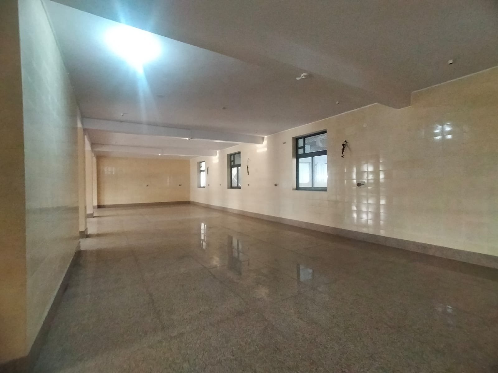 Spacious Warehouse for Rent