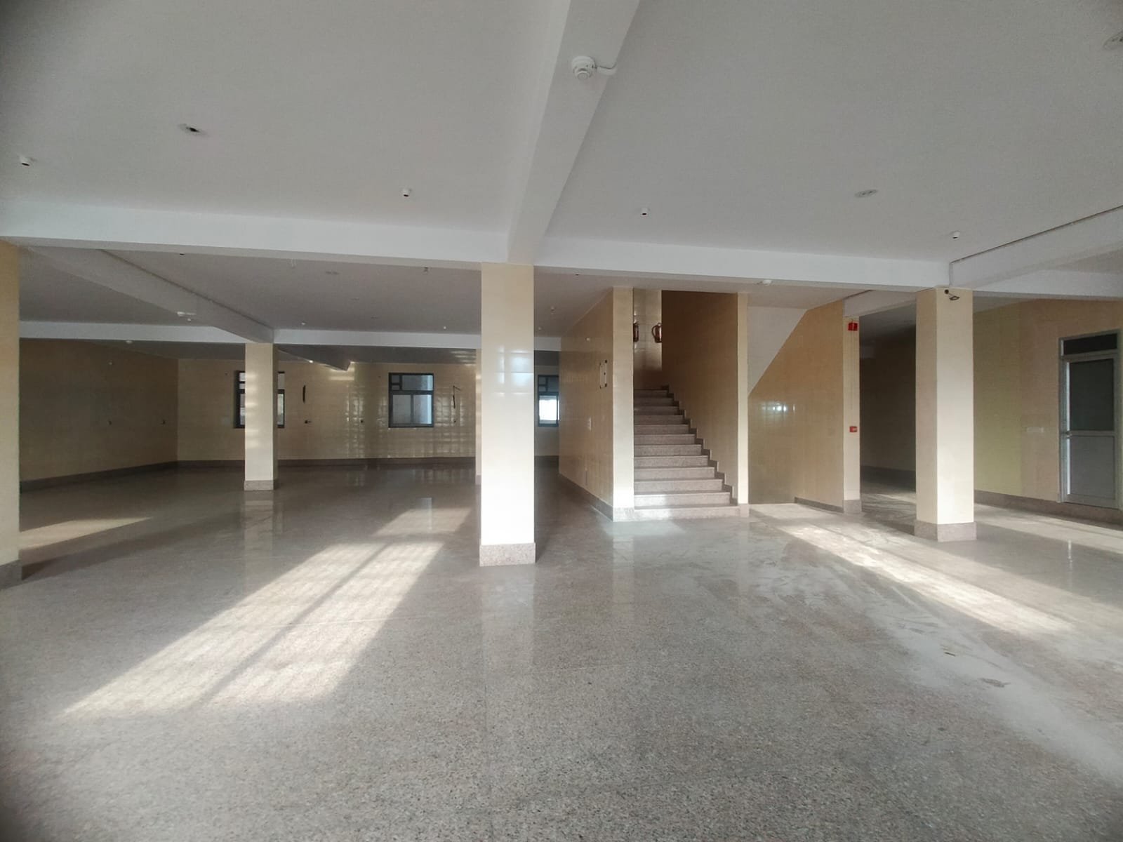 Spacious Warehouse for Rent