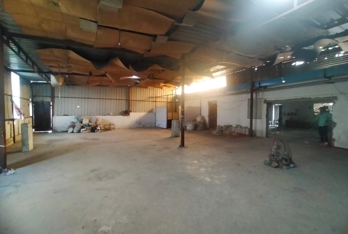 Prime Location Warehouse for Rent