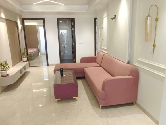 Luxury 4BHK Furnished Flat for Sale