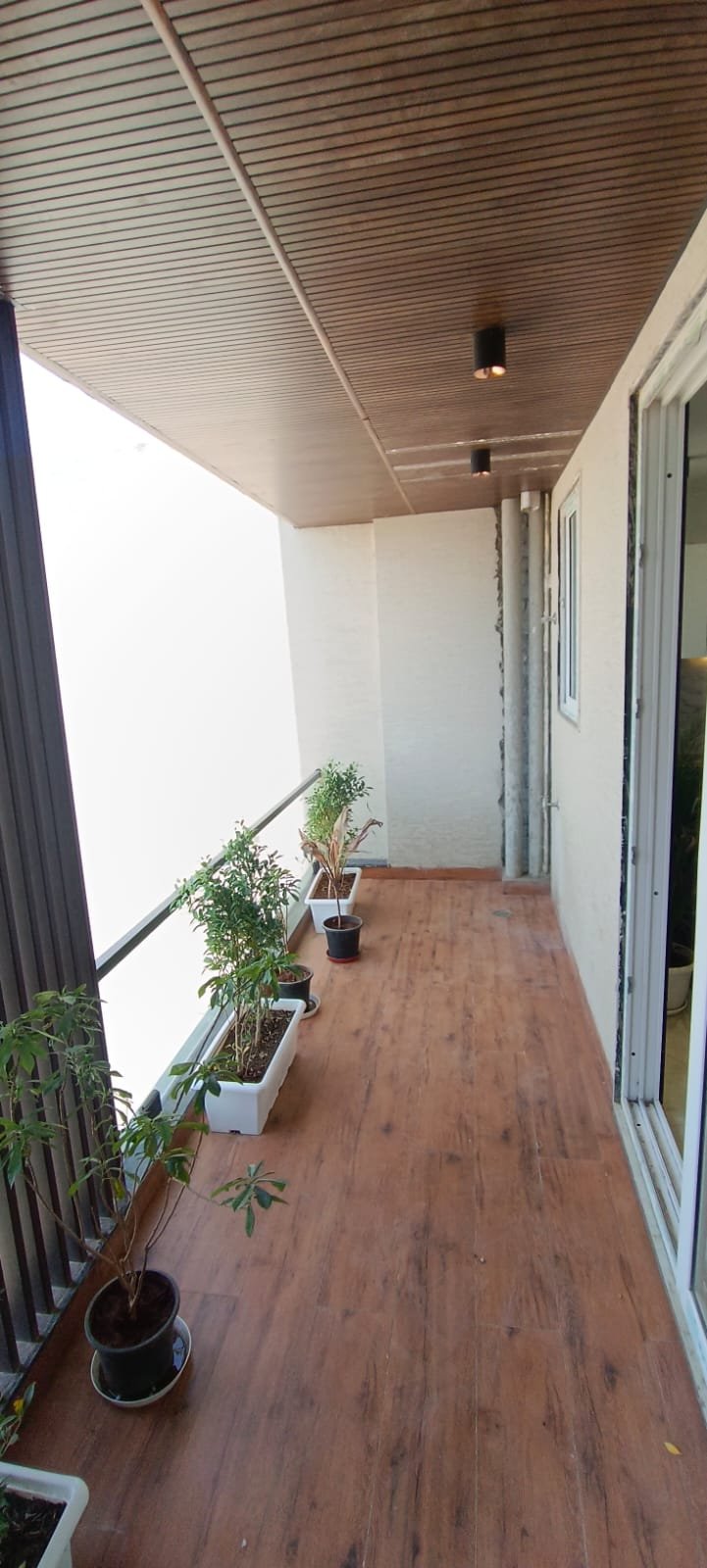 Luxury 4BHK Furnished Flat for Sale