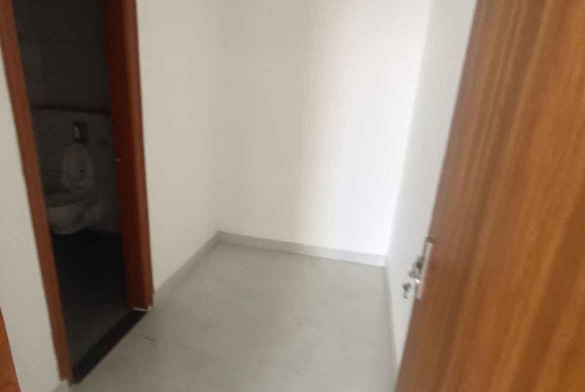 Premium 4 BHK Flat for Rent