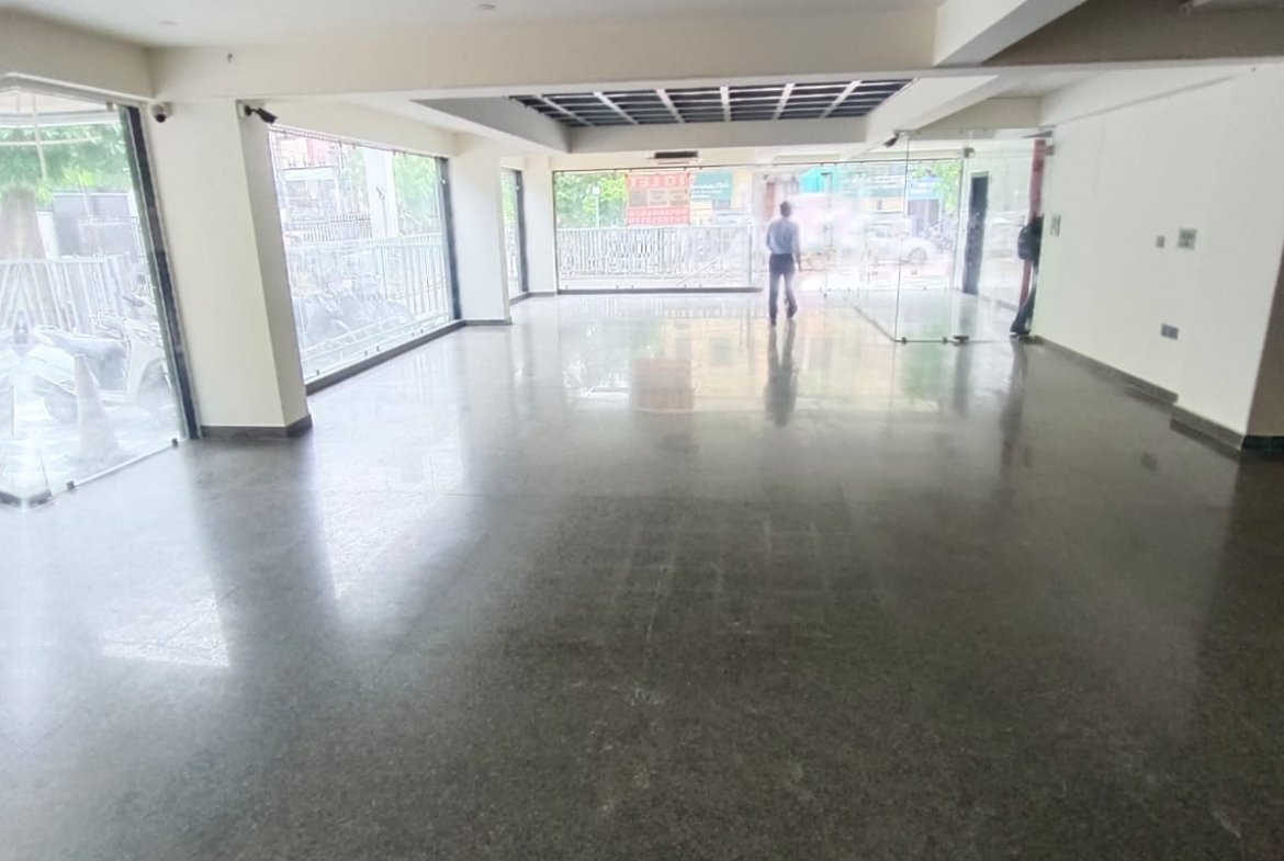 Showroom Space for Rent