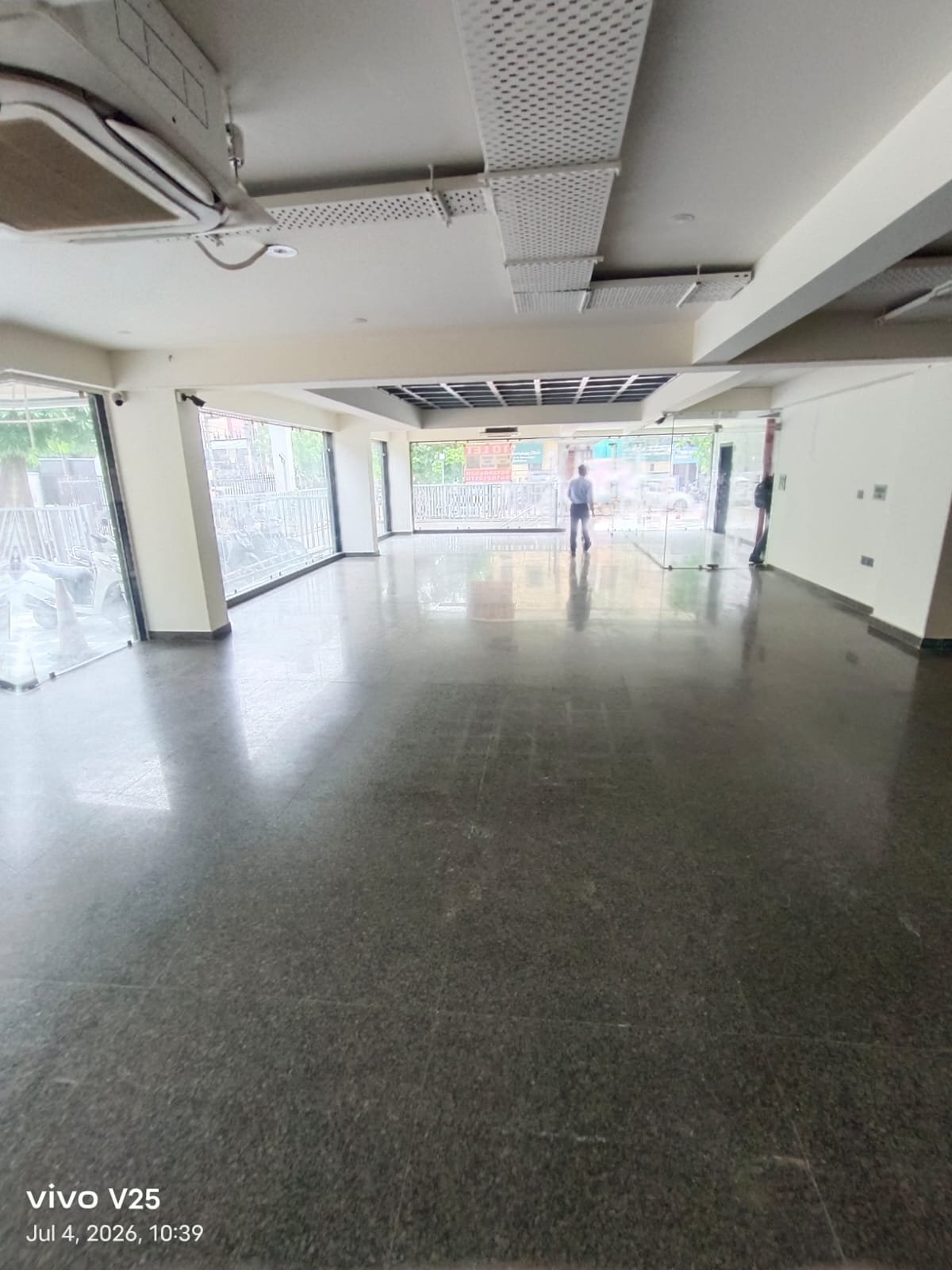 Showroom Space for Rent