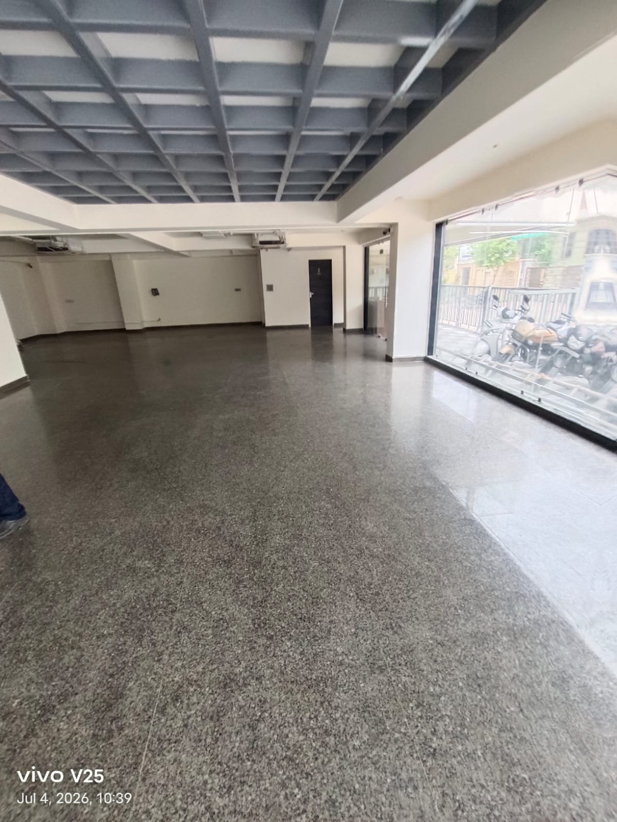 Showroom Space for Rent