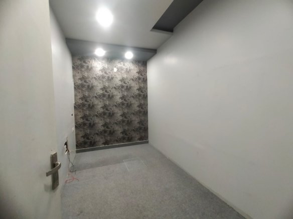 Showroom Space for Rent in Gopalpurabypass