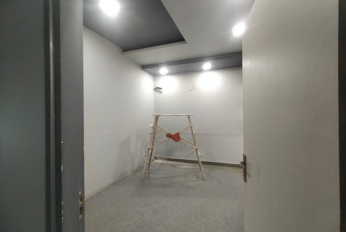 Showroom Space for Rent in Gopalpurabypass