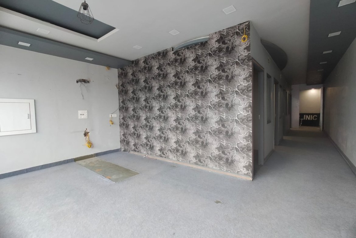 Showroom Space for Rent in Gopalpurabypass