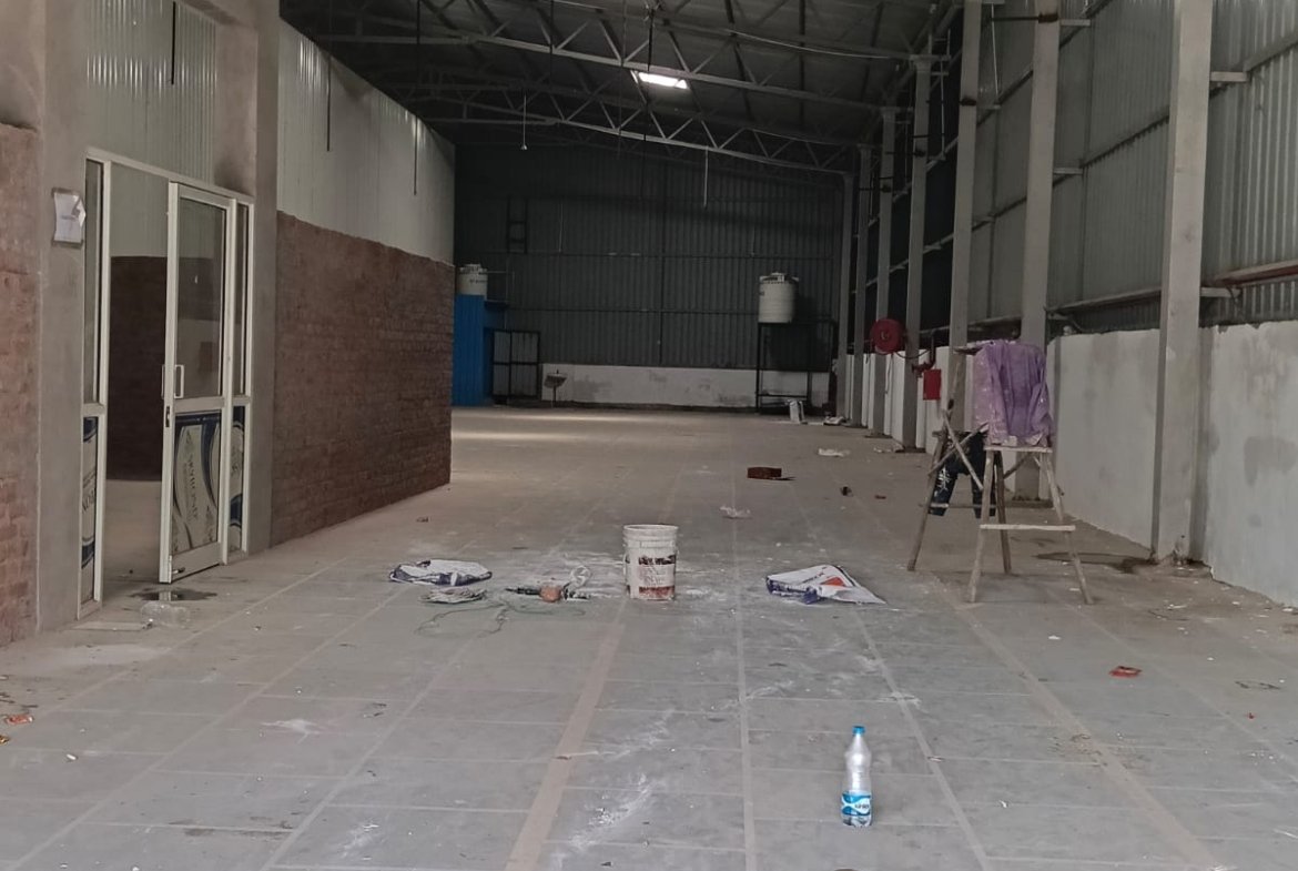 Spacious Warehouse for Rent in Prime Industrial Hub