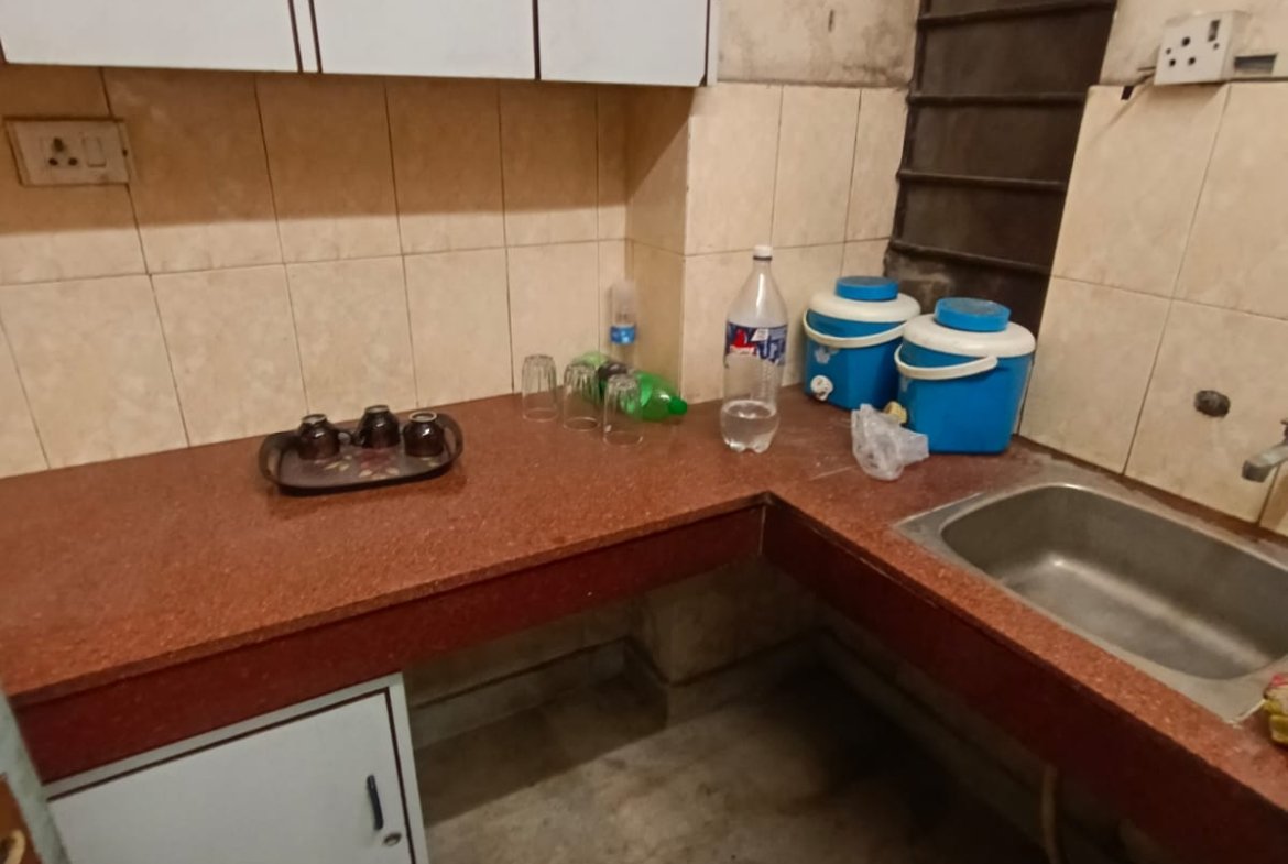 Modern Furnished Office Available for Rent