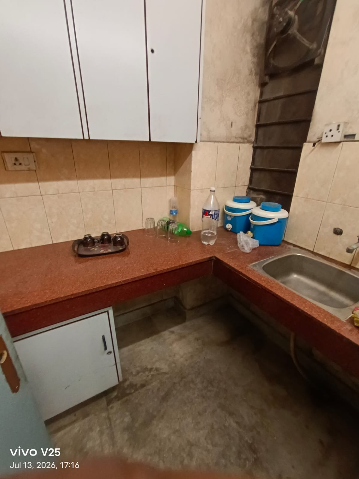 Modern Furnished Office Available for Rent