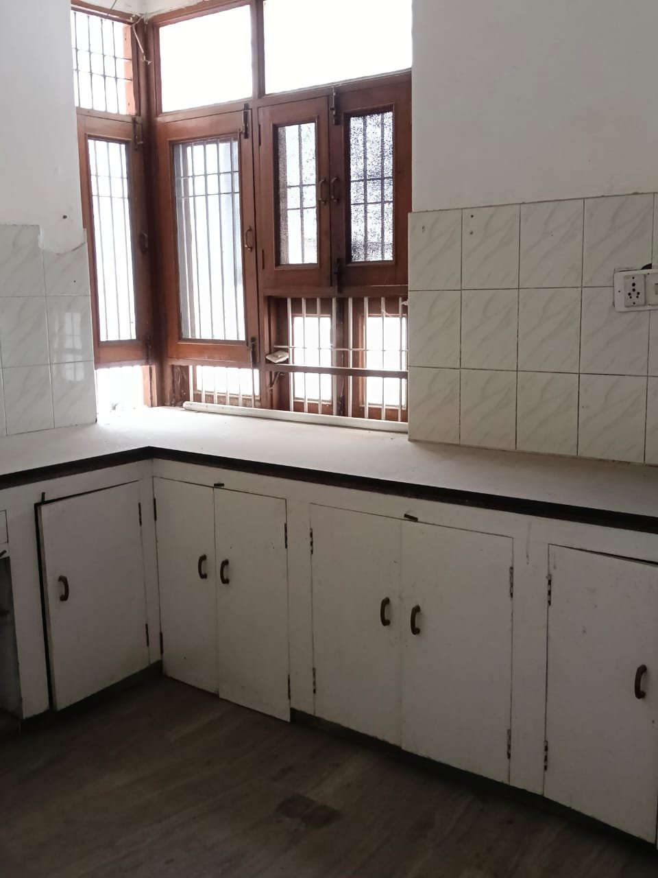 Ready-to-Move Office Space for Rent