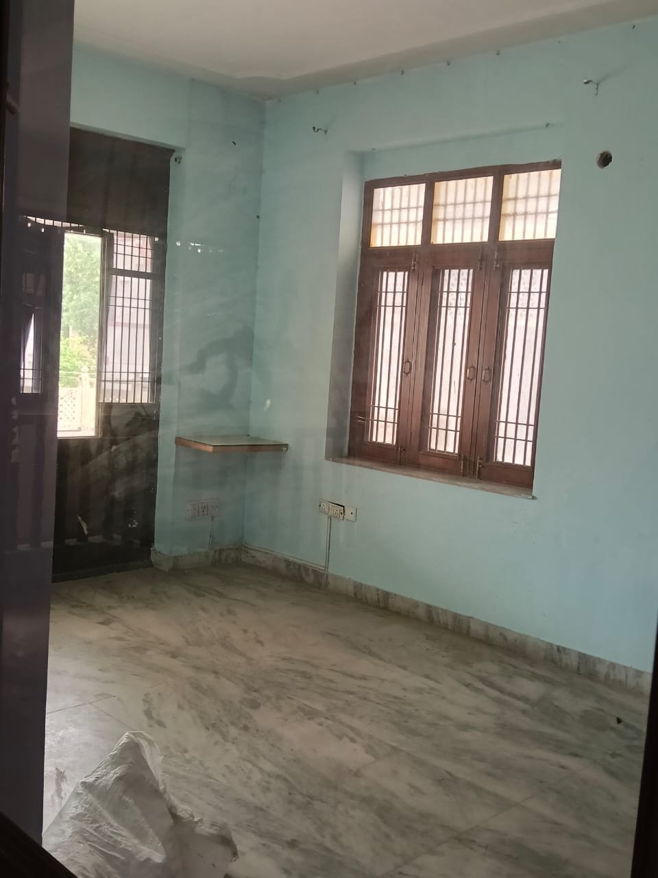 Ready-to-Move Office Space for Rent