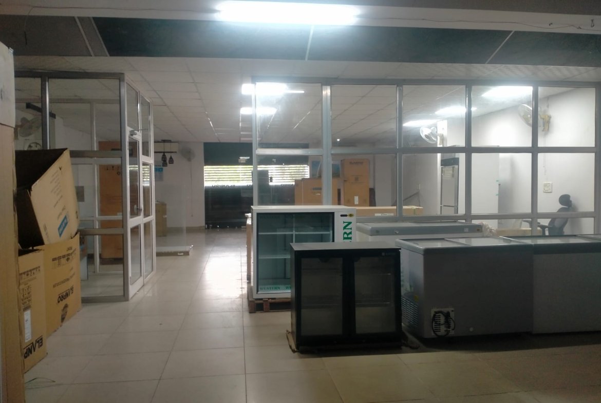 Showroom Space for Rent