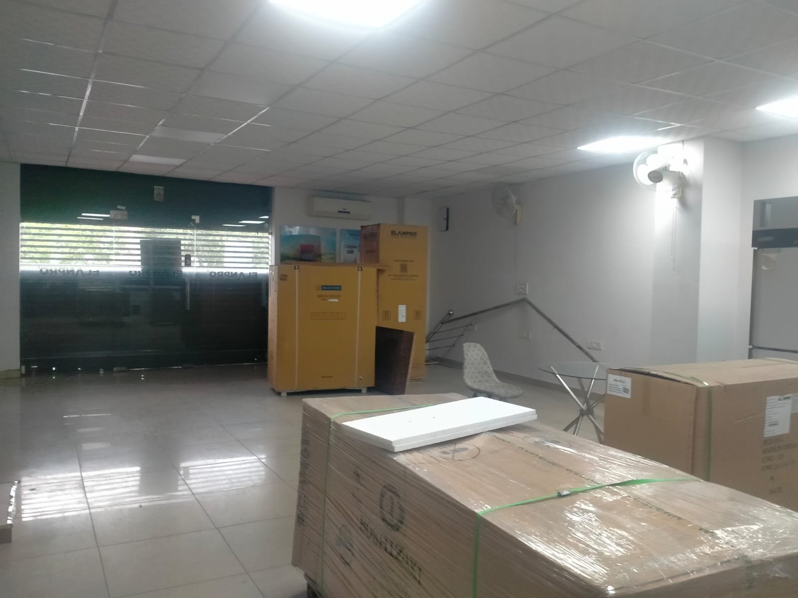 Showroom Space for Rent