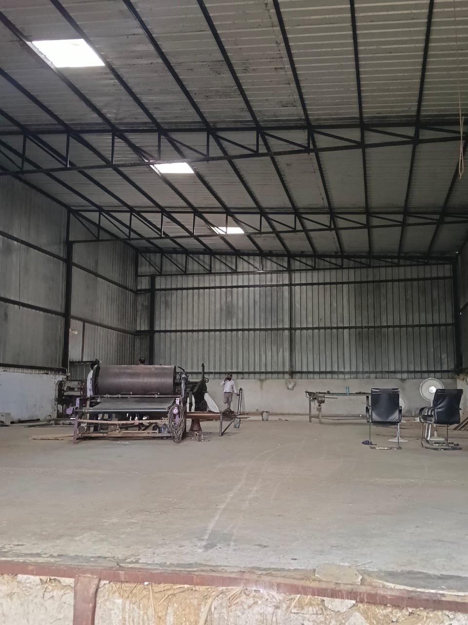Industrial Warehouse for Rent