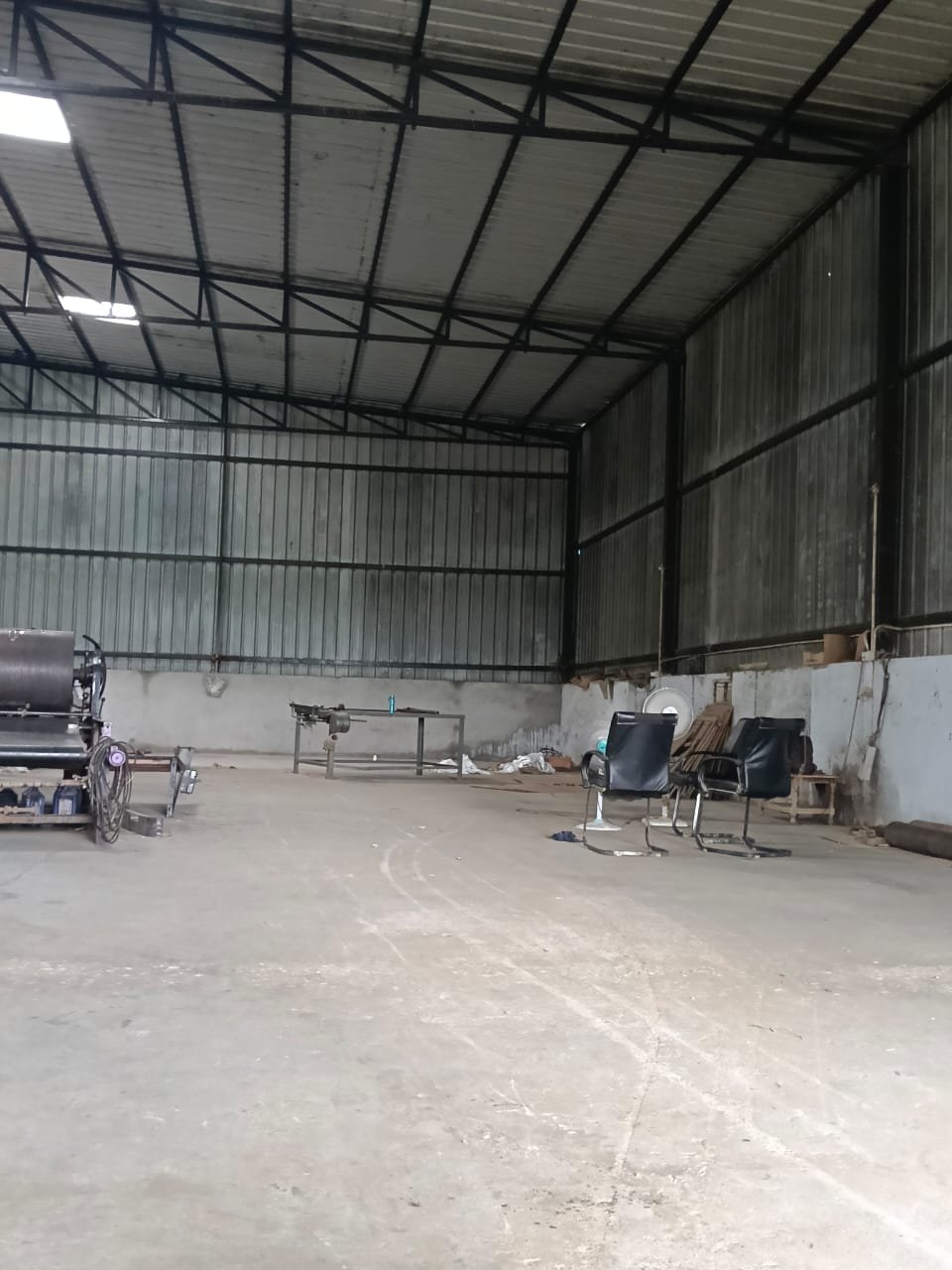 Industrial Warehouse for Rent