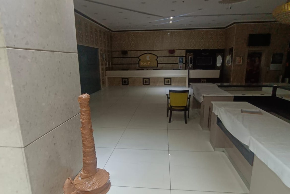 Showroom Space for Rent
