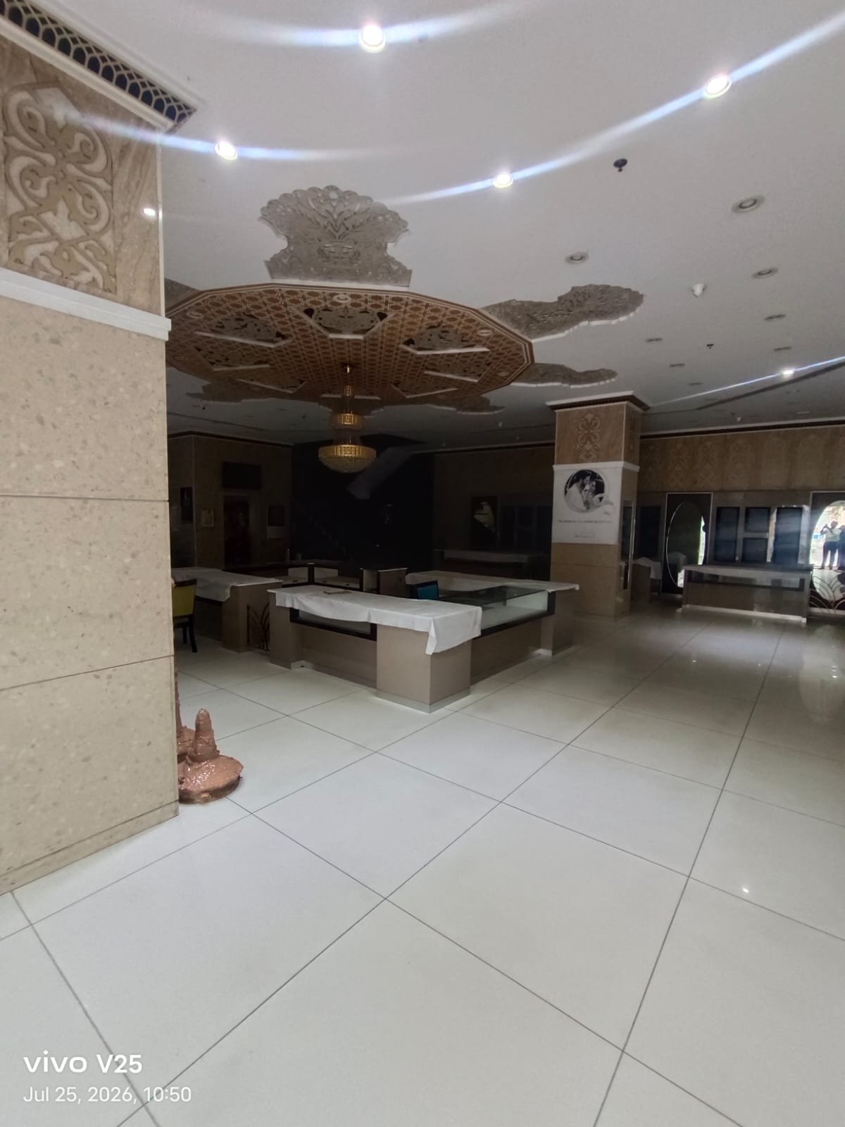 Showroom Space for Rent