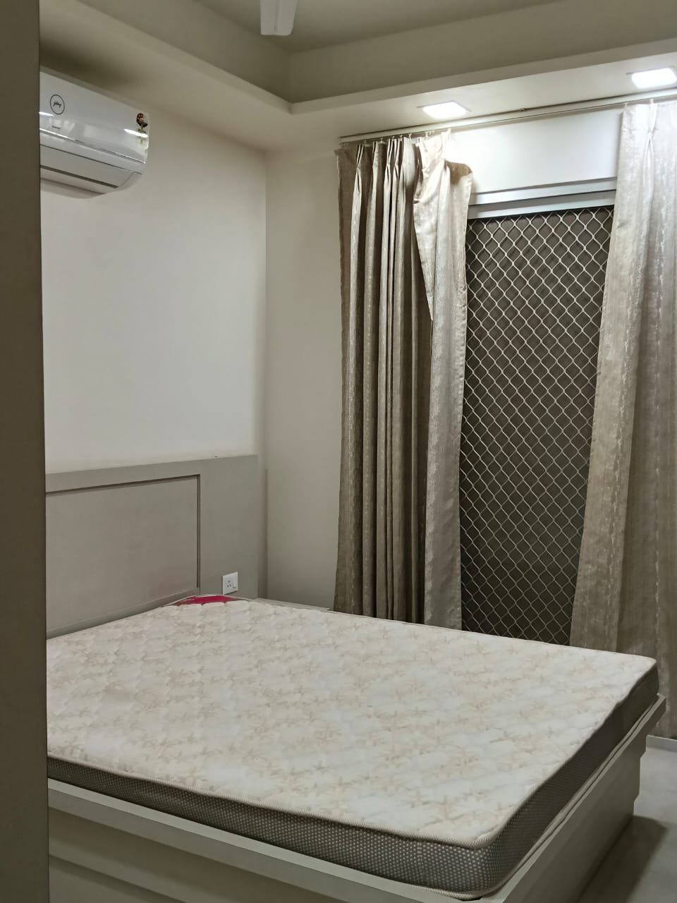 Elegant Duplex Villa for Rent