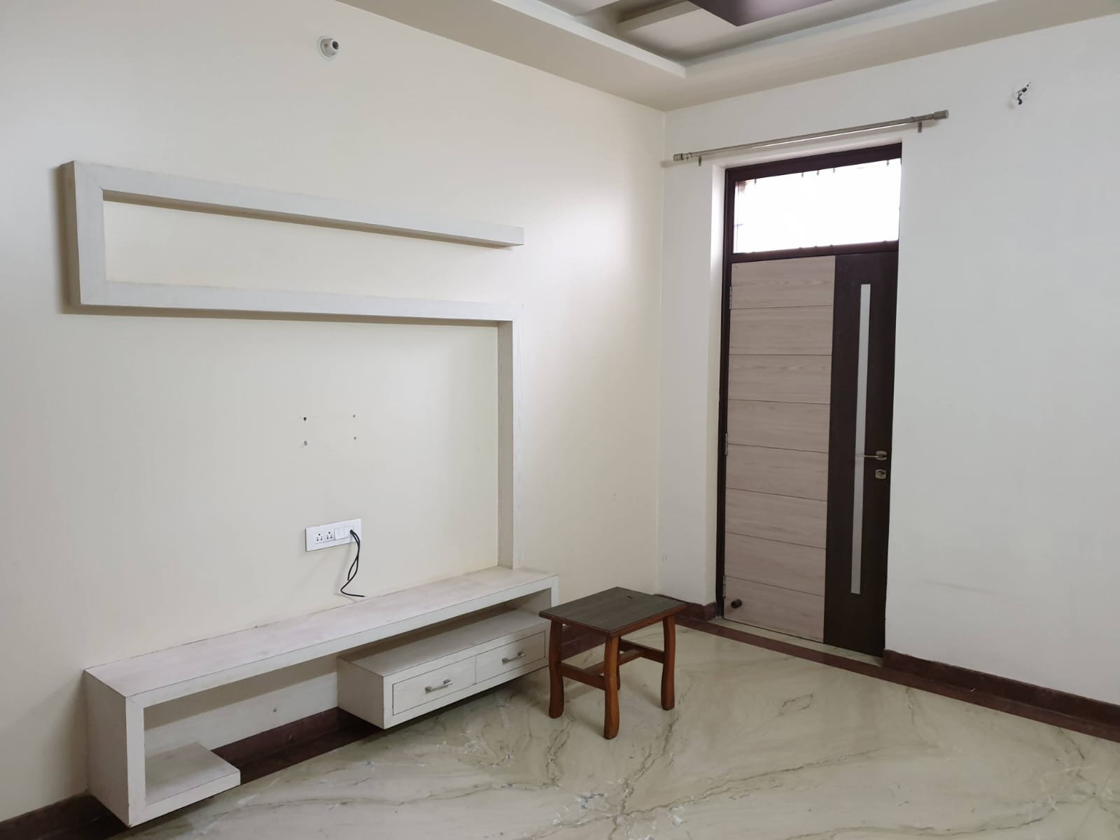 Luxury 3BHK Furnished Flat for Rent