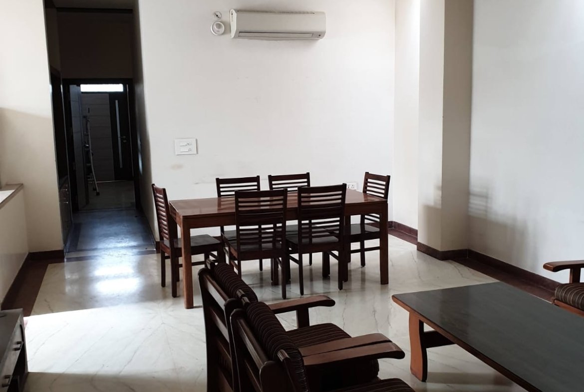 Luxury 3BHK Furnished Flat for Rent
