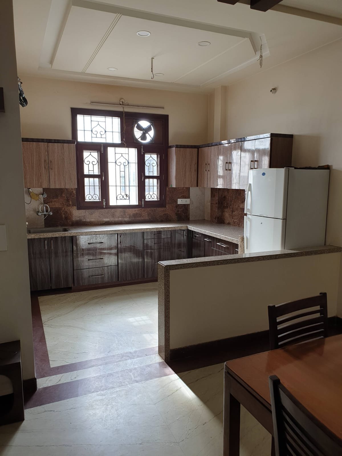 Luxury 3BHK Furnished Flat for Rent