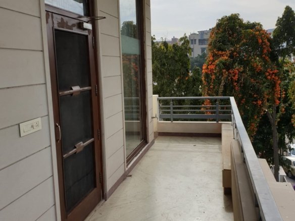 Luxury 3BHK Furnished Flat for Rent