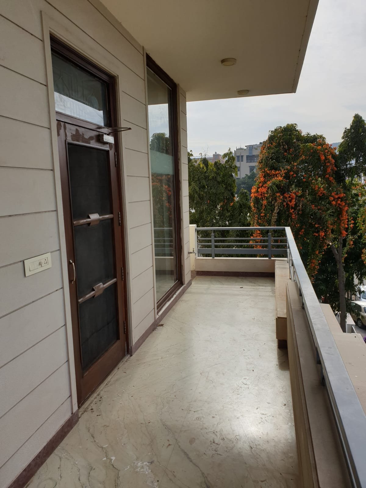 Luxury 3BHK Furnished Flat for Rent