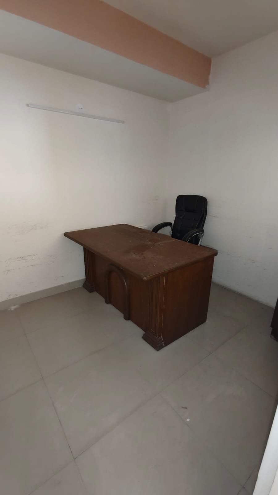 WhatsApp Image 2026-08-07 at 2.48.52 PM (2) Furnished Office Available For Lease