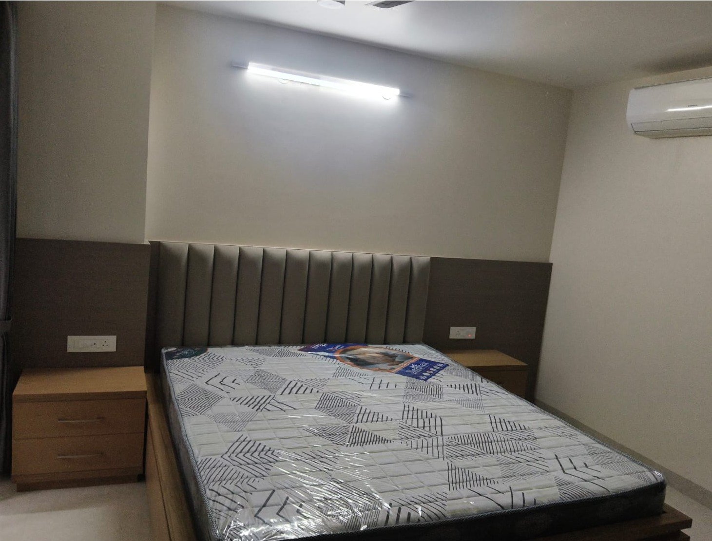 WhatsApp Image 2026-10-12 at 12.41.01 PM 3 bhk Furnished Luxury Flat For Rent