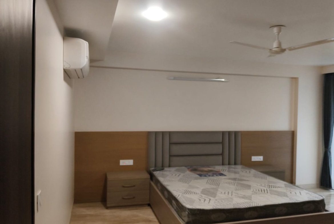 3 bhk Furnished Luxury Flat For Rent