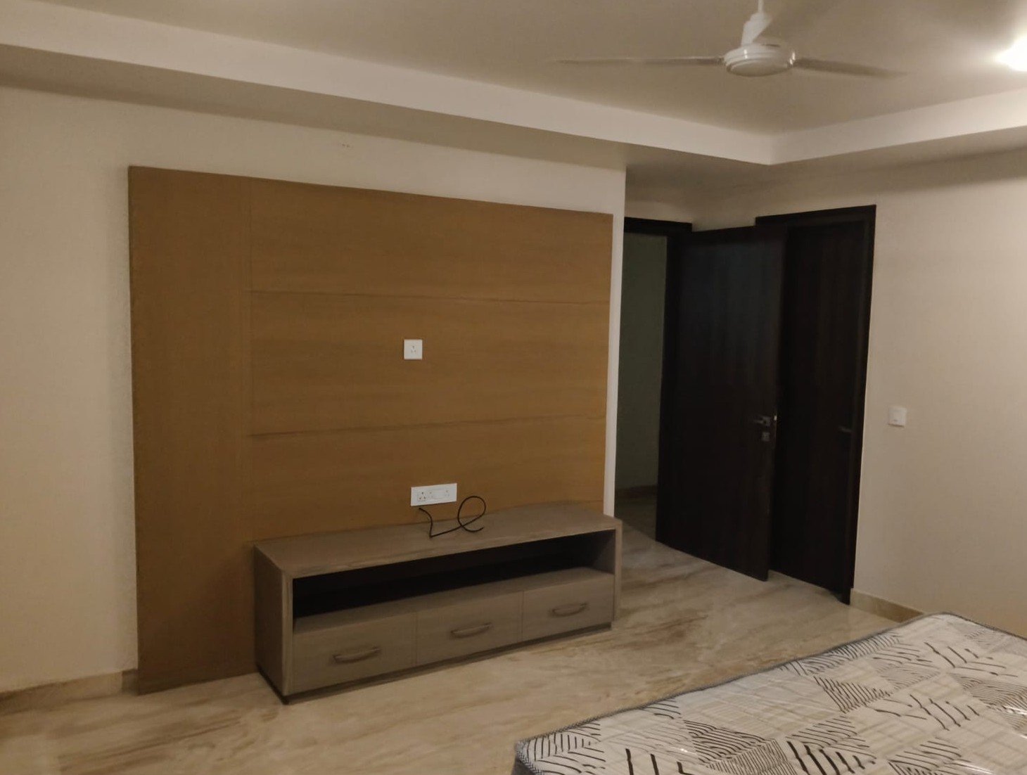 WhatsApp Image 2026-10-12 at 12.41.03 PM 3 bhk Furnished Luxury Flat For Rent