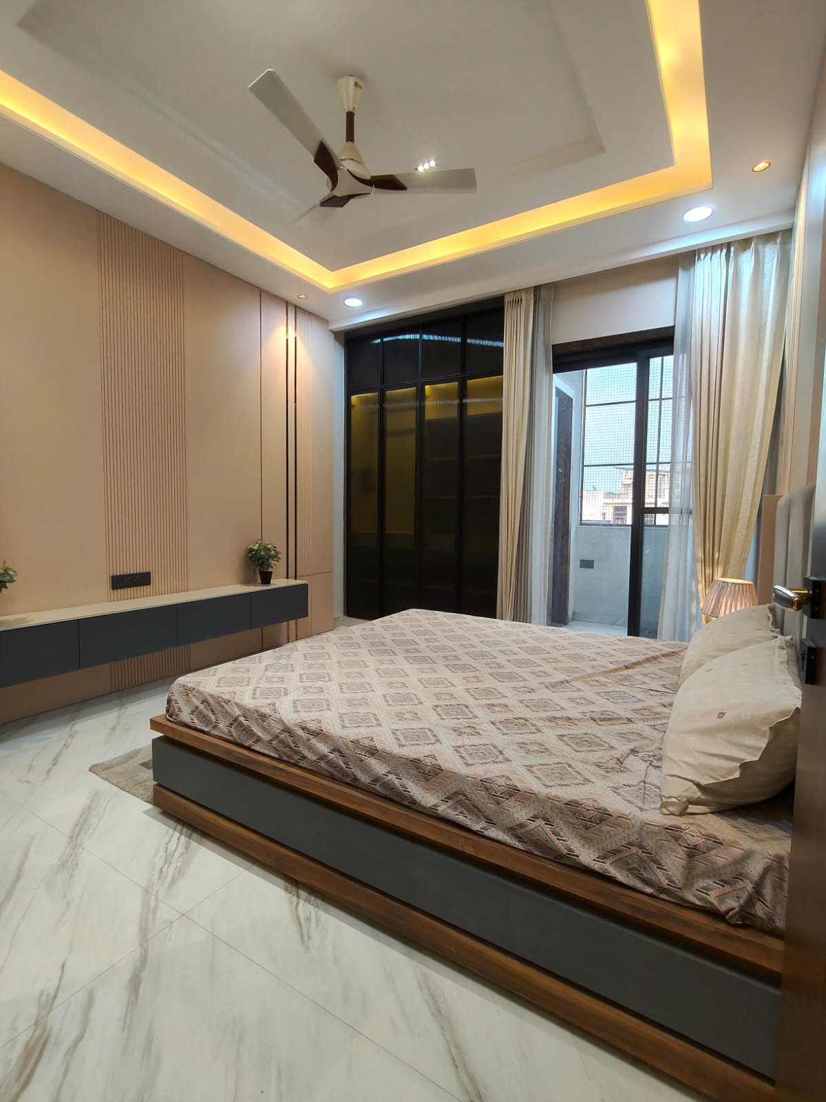 5 bhk Fully Furnished Luxury Villa For Sale