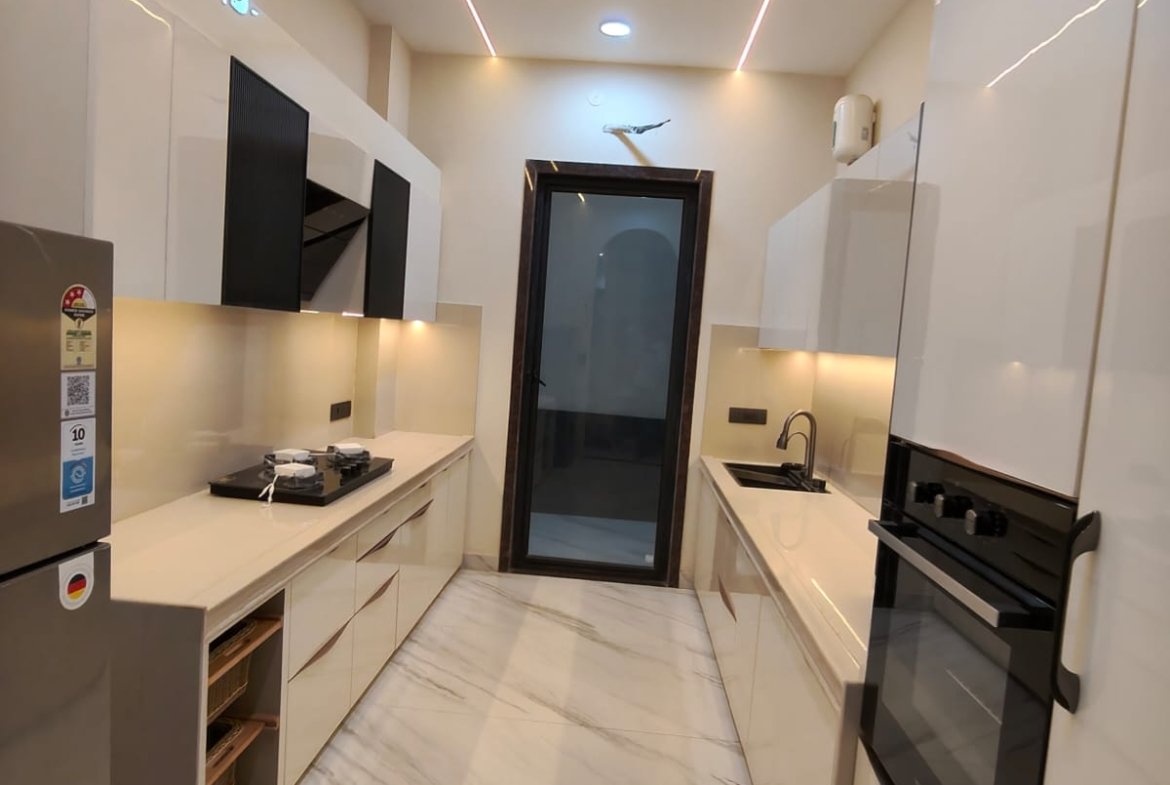 5 bhk Fully Furnished Luxury Villa For Sale