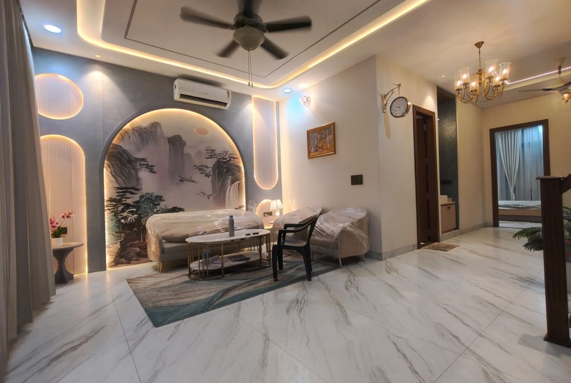 5 bhk Fully Furnished Luxury Villa For Sale